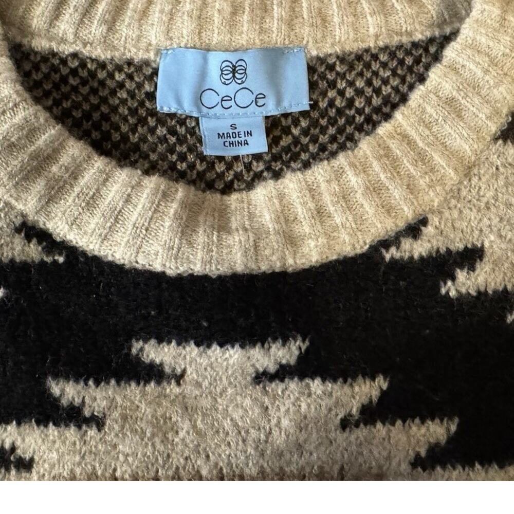 CeCe Women's Cozy Crewneck Aztec Long-Sleeve Sweater, Size Small NWT - Picture 5 of 6